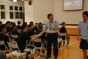 圖四、專心聽講的有福了,小禮物一份! 圖四、專心聽講的有福了,小禮物一份!