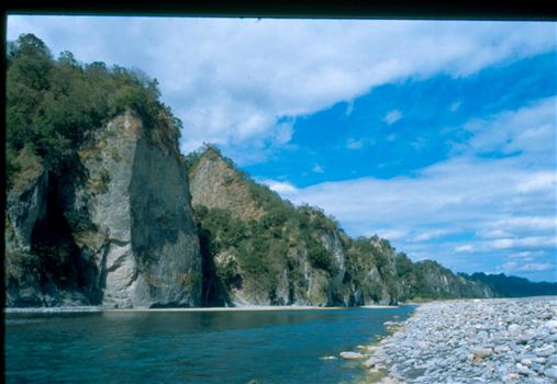 卑南礫岩 卑南礫岩