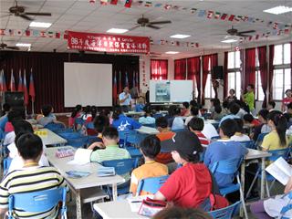 圖1:解說教育課洪欽勳課長開場致辭 圖1:解說教育課洪欽勳課長開場致辭